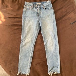 Levi’s Wedgie Fit Raw Hem Ankle Jeans -Size 25